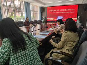 说明: e217edb1669f693145355bbade4b95a