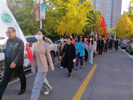 说明: H:\近期工作\10月25日-健步走活动月\照片\卫管学院健步走\2023健步走IMG_20231101_083134.jpg