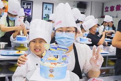 “六一”亲子烘焙研学活动成功举行