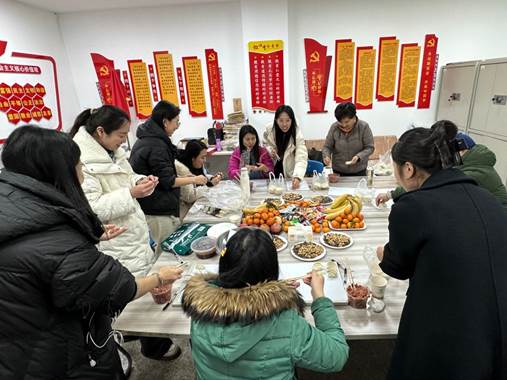 说明: H:\近期工作\12月12日-冬至包饺子活动\公众号\马克思主义学院分会.jpg