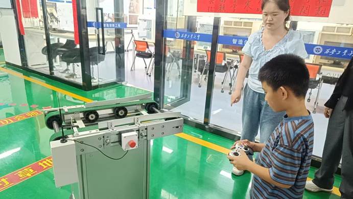 说明: 40d7725c10fb42d8d21e1c536b1b0c0